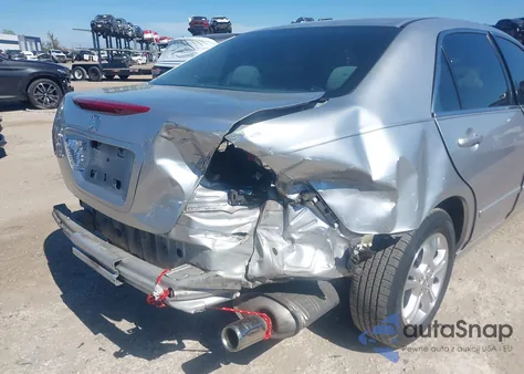 2006 Honda Accord 2.4 Se z USA, uszkodzony, nr VIN 1HGCM56346A166672